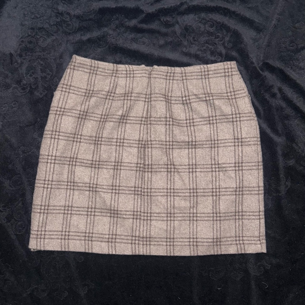 Old Navy Plaid Gray/Tan Women's Skirt